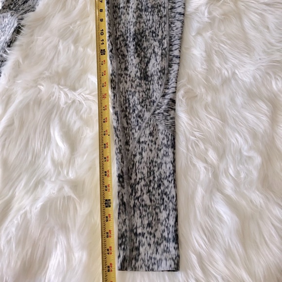 Victoria Secret Long Leggings - Picture 8 of 10